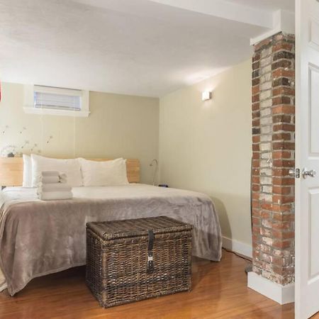 Appartamento Parking - Private Entrance - King Beds Boston Esterno foto