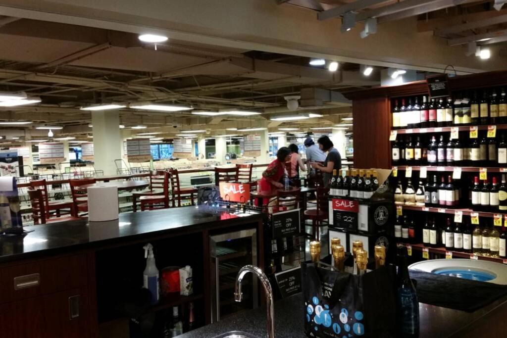 Appartamento Parking - Private Entrance - King Beds Boston Esterno foto