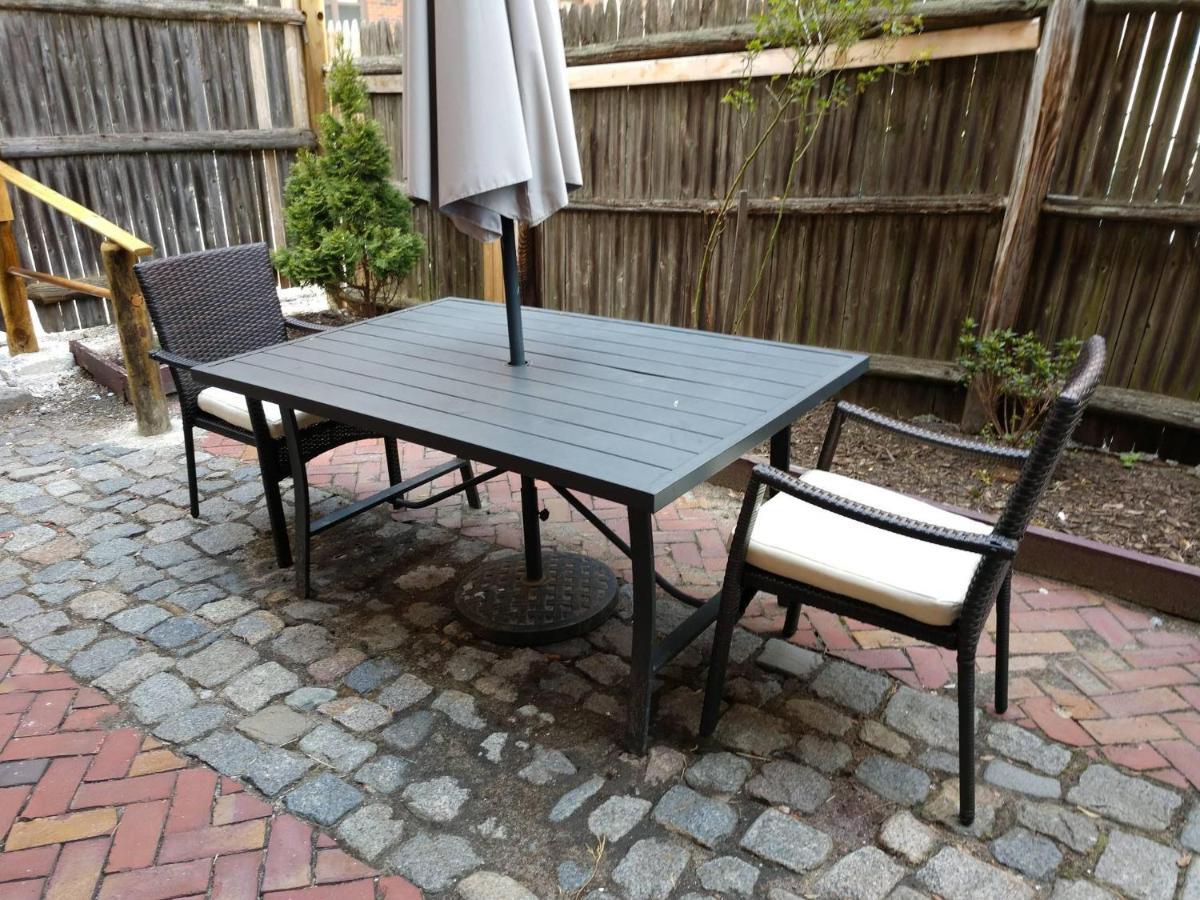 Appartamento Parking - Private Entrance - King Beds Boston Esterno foto
